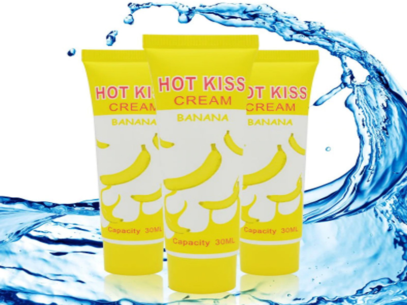 gel-boi-tron-hot-kiss-cream-huong-chuoi-30ml-4